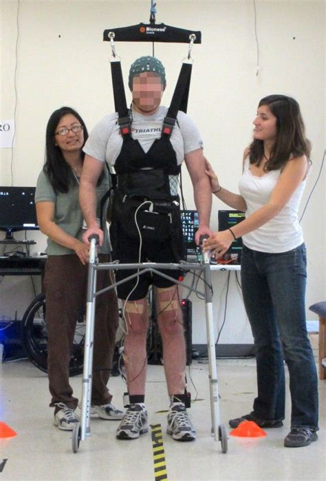 Uc Irvine Researchers Allow Paralyzed Man To Walk Without Robotic Limbs