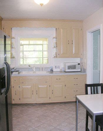 High quality · limitless options · vibrant color · perfect finish How To Use Peel And Stick Vinyl Tiles To Update Your ...