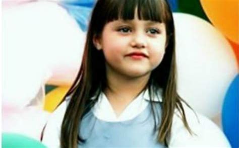 Mexican actress and singer most well known for her work on the telenovela gotita de amor. Andrea Lagunes, qué fue de ella y cómo se ve ahora