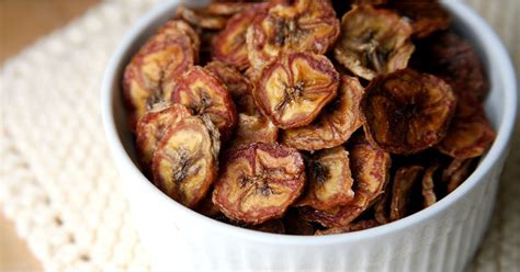 Baked Cinnamon Banana Chips Save On Dough And Added Sugars Recipe