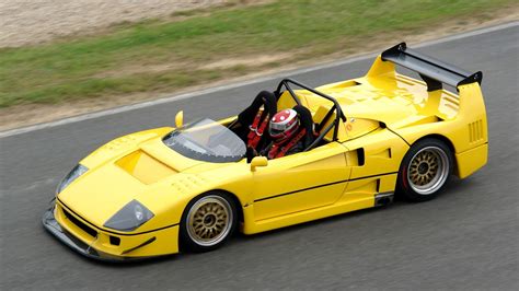 Enzo ferrari raced his last lap in 1988, dieing just after the release of the famous ferrari f40. 1989 Ferrari F40 LM Barchetta | Top Speed