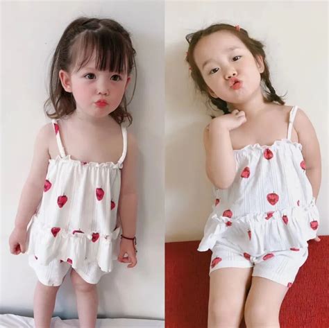 Toddler Girl Clothes Girls Summer Clothes Ins Hot Strawberry Print Vest