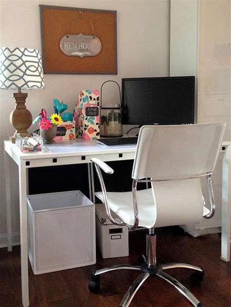 Office Desks For Small Rooms Review And Photo