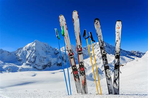 Top 10 Best Ski Resorts For Late Season Snow And Spring Skiing