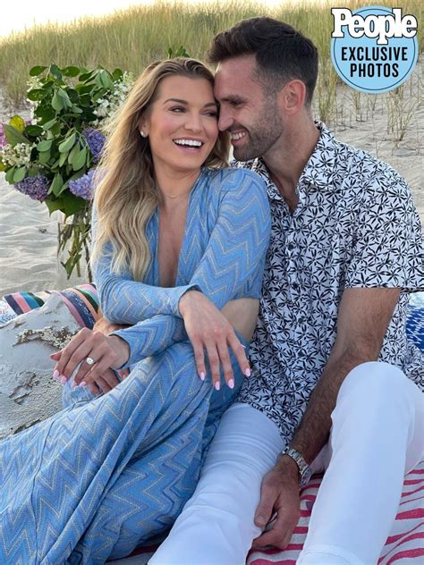 Lindsay Hubbard And Carl Radke Are Engaged Inside The Summer House