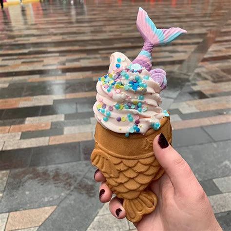 Unicorn And Mermaid Ice Cream And Fish Cones At Taiyakiya Chinatown
