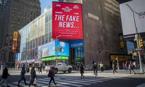 Why Smart People Are More Likely To Believe Fake News Books The
