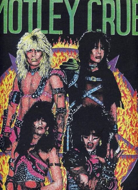 Pin By Anthony Taylor On Motley Crue Motley Crue Band Pictures Motley