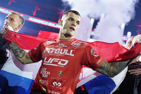 Patrik kincl se aktuálně připravuje na titulovou bitvu s roberto soldićem, která bude druhým na bitvu kincl vs soldić se můžeme těšit 14.9. KSW 50: Roberto Soldic gets new opponent after Patrik ...