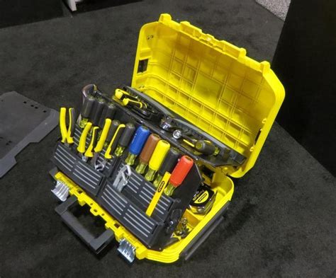 Fatmax Fmst21065 Rolling Tool Case Tools Of The Trade Tool Boxes