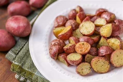 Oven Roasted Red Potatoes 4 Ingredients Video Lil Luna