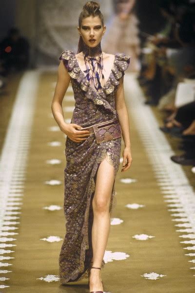 Emanuel Ungaro Autumn Winter 1999 Couture Mode Couture Haute Couture