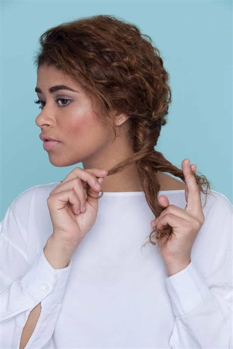 How To Fishtail Braid Curly Hair Master This Hair Trend