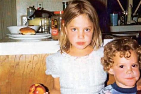 14 Rare Sweet Angelina Jolie Childhood Photos Nsf
