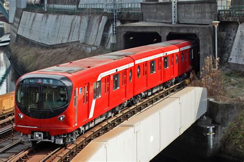東京メトロ丸ノ内線2000系、営業開始！ 鉄分補給〜時々ホビーの話でも。