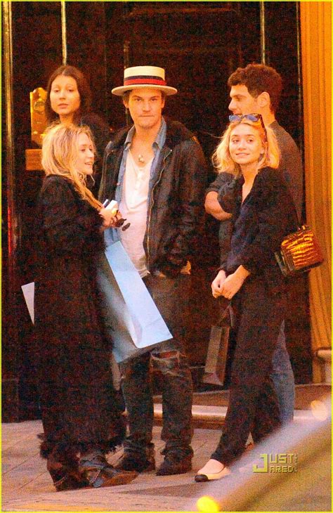 Olsen Twins Double Date In Paris Photo 2271382 Ashley Olsen