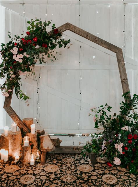 19 Inspiring Indoor Ceremony Backdrops For Your Wedding One Fab Day