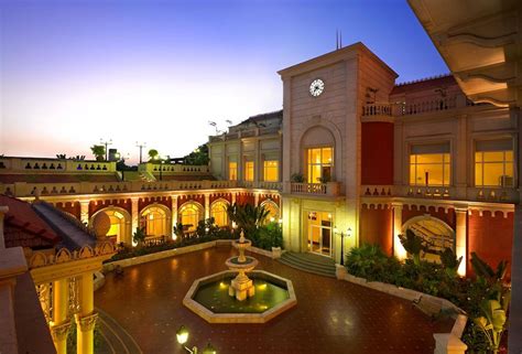 Residences, guests and visitors do get to enjoy. ITC Grand Central in Mumbai - Indian Holiday