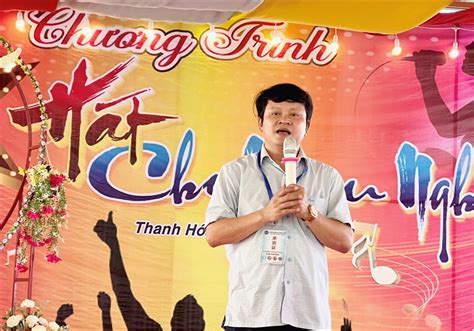 Thanh Hóa: Tổ chức hội thi hát karaoke cho công nhân ngay tại nhà ăn
