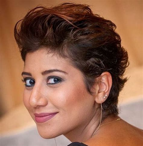 40 Trendiest Short Brown Hairstyles And Haircuts To Try