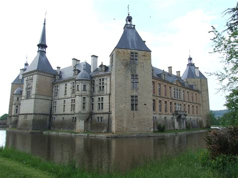 Château de Sully - Wikipedia