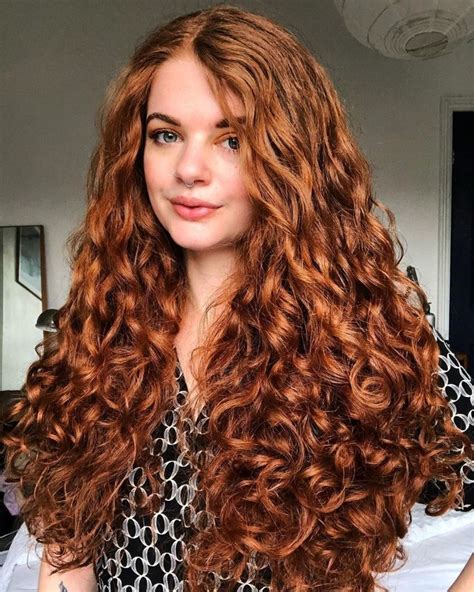 54 Curly Hairstyles For Long Hair To Look Naturally Amazing Long Hair