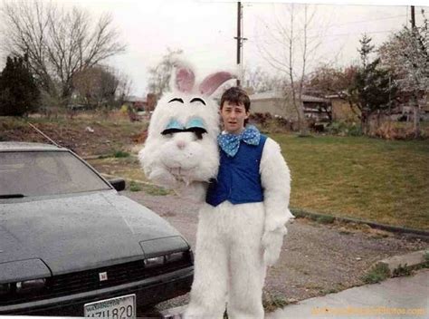 The Most Awkward And Hilarious Easter Photos Ever