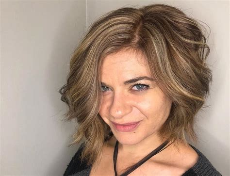 25 New Stacked Bob Ideas For The Current Season Styledope