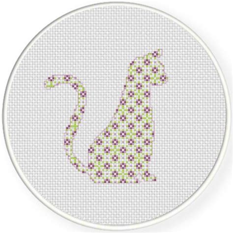 Embroider a frame of hearts extending from the side of the large heart, and continuing in a rectangular shape, connect it to the bottom. Pattern Cat Cross Stitch Pattern - Daily Cross Stitch
