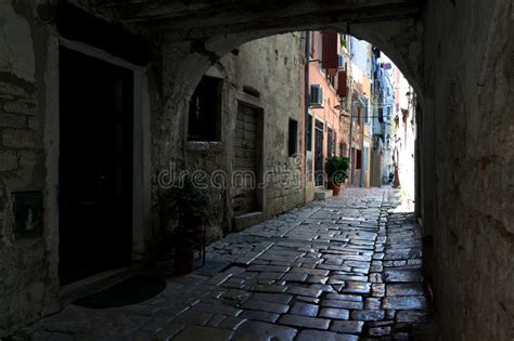 Old Street Stock Photo Image Of City Architecture Alley 22040814