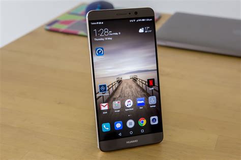 Huawei Mate 9 Review Massive Screen Tight Bezels And Long Battery