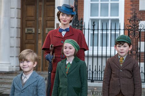 mary poppins returns review emily blunt in disney s revival time