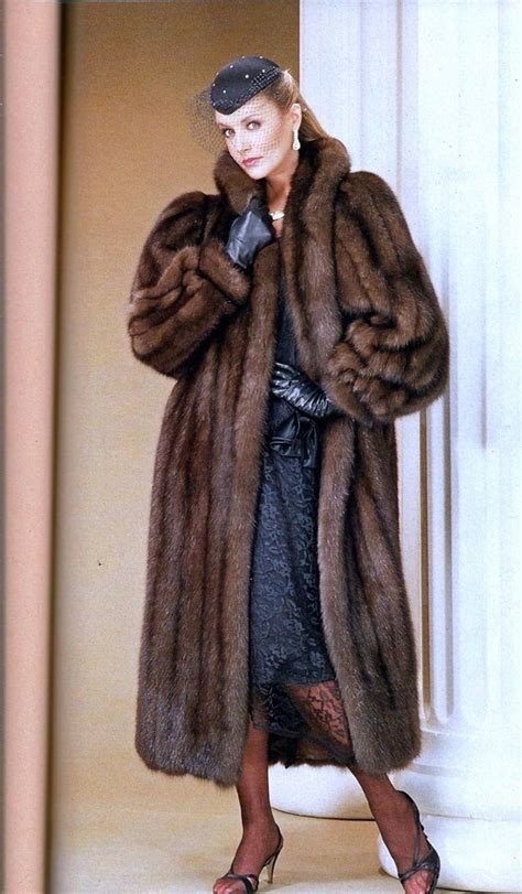 Pin By Philip Atkins On Hotties In Fur Fur Coat Vintage Fur Fashion