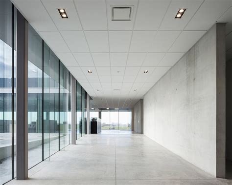 Govaert And Vanhoutte Creates Concrete And Glass Headquarters For Door