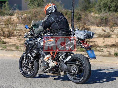 Ktm super duke 1290 r is not yet available in india. KTM working on a new 1290 Super Duke GT - Bike India