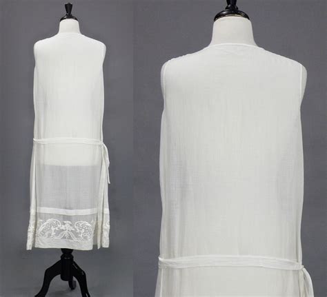 Vintage 1920s Embroidered White Cotton Summer Dress Medium