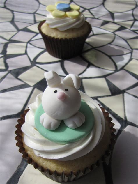 Easter Bunny Cupcake Vanilla Cupcake Frosted With Vanilla  Flickr