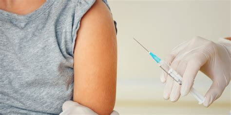 What Are Hpv Vaccine Side Effects How It Prevents Cancer
