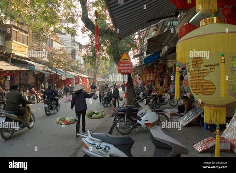 A Busy Street Downtown Hanoi Vietnam Stock Photo Alamy