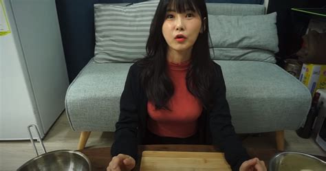 유튜브 시작한 화성인 G컵녀 근황 걸그룹 연예인 짤티비 Jjtvkr