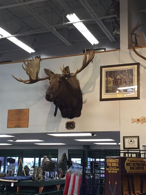 Our warehouse is the place to find used guns. Sportsman's Warehouse - Big Red's Firearms