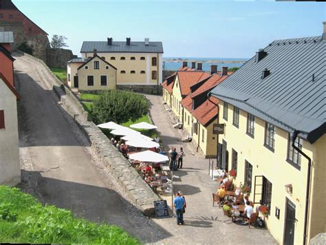 Varberg is a locality and the seat of varberg municipality, halland county, sweden with 35,782 inhabitants in 2019. Hotell i Varberg - Varberg.com