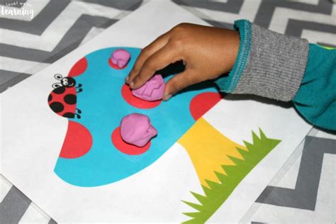 Preschool Playdough Mats With Ladybugs Look Were Learning