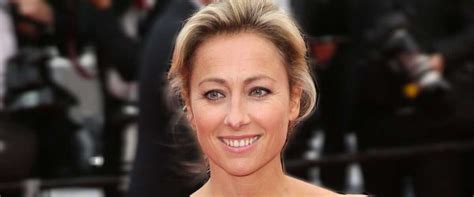 She is an actress, known for toute ressemblance (2019), irréductible (2021) and bon rétablissement ! Anne-Sophie Lapix révèle sa technique pour se faire obéir ...