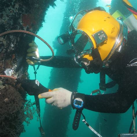 Jacobs New York City Underwater Inspection Team Thrilled To Dive Into