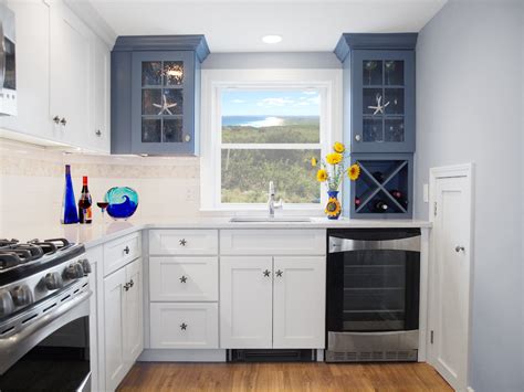 Barry calhoun for kelly deck design a glimpse of gold Elegant under cabinet wine glass rackin Kitchen Beach ...