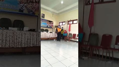 Guru yang sifatnya baik pun akan cepat marah jika muridnya sering berlaku tidak tertib. Praktek Pantomim Kumpulan Guru SD Kabupaten Nganjuk Tema ...