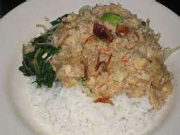 Bumbu wajib sambal tumpang adalah kencur dan daun jeruk purut, usahakan keduanya hadir meski dalam. Resep Cara Membuat Sambal Tumpang Enak