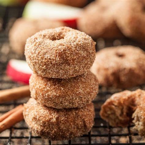 These Cinnamon Apple Baked Donuts Are Not Only Super Cute For Fall But