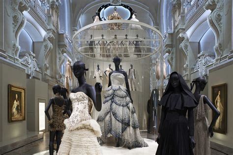 ~ Christian Dior Dream Couturier At The Museum Of Decorative Arts